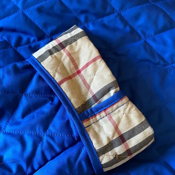 Burberry outdoor jacket with front pockets and snaps , size XL - Picture 5 of 7